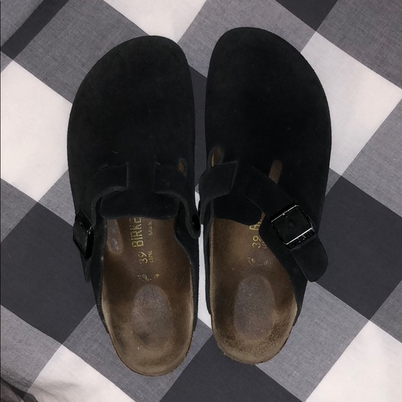 Birkenstock Shoes - Birkenstocks!!!!!🖤